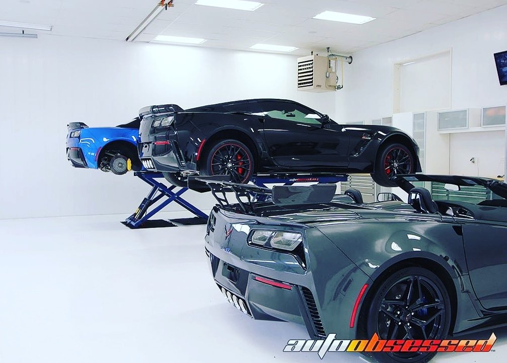 TireCradle's tweet image. A Corvette lovers DREAM👊❤- courtesy of one of our fabulous business partners in Canada @autoobsessed

#corvette #TireCradles #autoobsessed #businesspartners #sportscars #welovecars