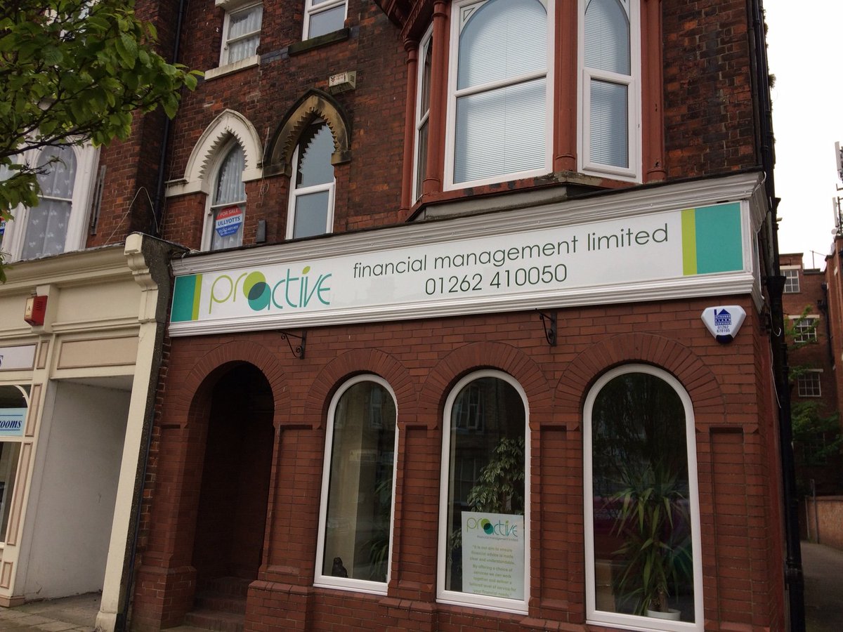 SXScarborough's tweet image. Another sign another town... the 7 metre #eyecatching #modernsign in #Bridlington reflects #Proactivefinancialmanagement Ltd' s efficient, client- friendly, #professional #service.  #Digitalprint on #mattwhitevinyl provides contrast with gloss  #acrylic.
signsexpress.co.uk/scarborough