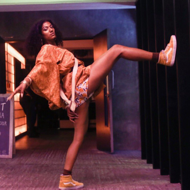 Aprilfoolchild's tweet photo. See you in two weeks London🧡🤘🏽
#aprilfoolchild x #flutebae 
HEAR ME {6/22} prod by @trigofare @walktalkin @carlosloslito @calebspeir 
Shot by @curtsoul 
Styled by @najats 
#international #fool #bae https://t.co/4zjkHw7VbX
