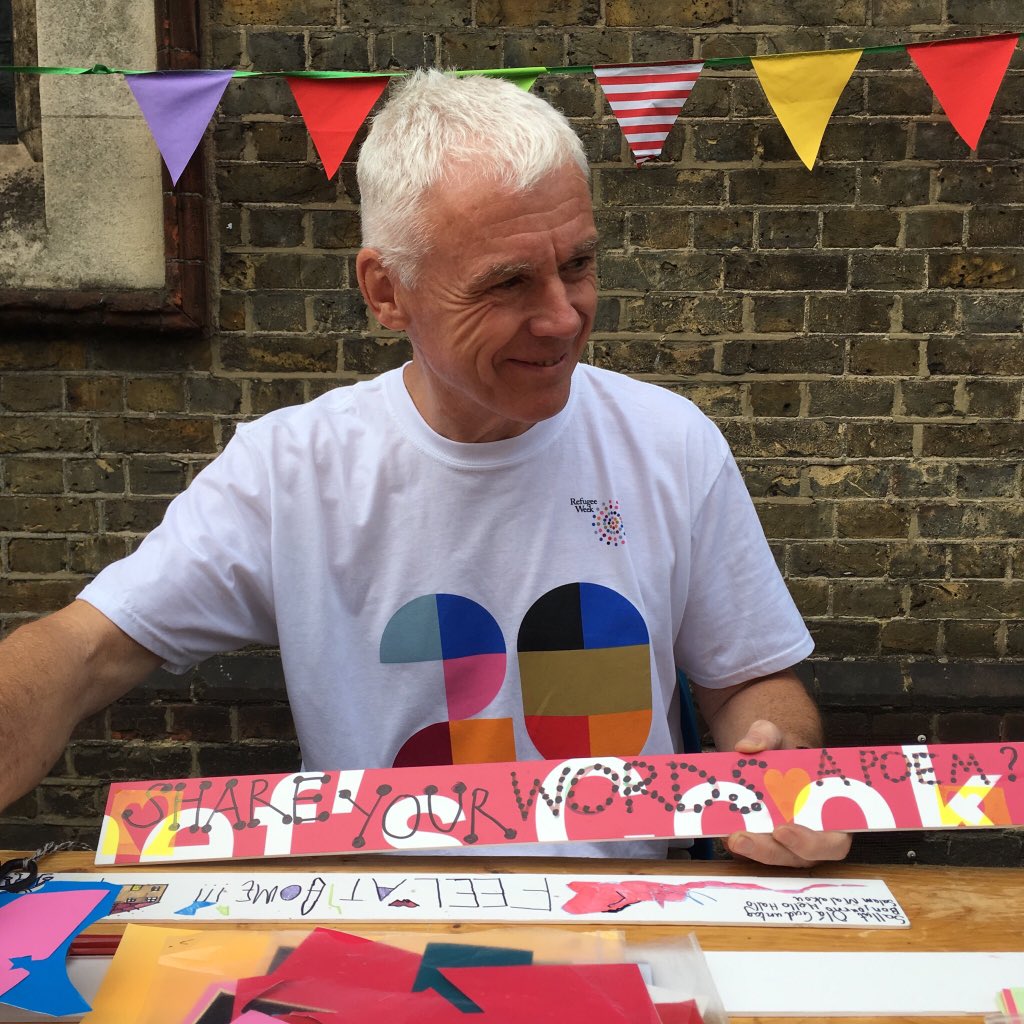 tttooting's tweet photo. Wonderful #SignsofWelcome being created now outdoors at @smmwandsworth to celebrate @RefugeeWeek Thanks to all: @RevPhilippaB & @CARAS_LDN @WWRefugees @Craftivists @MigrationUK https://t.co/FIP2WpRKes
