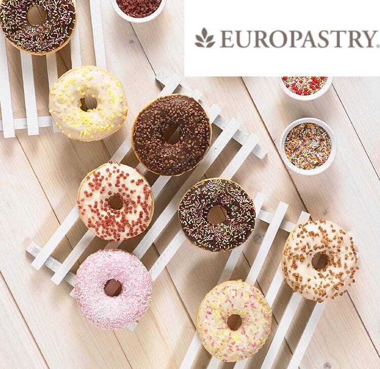 ProyectoBhai's tweet photo. ¡¡¡La noche de la gala también contaremos con los deliciosos pasteles de @EuropastryC!!!🍩😋💛
¿Te gustaría probarlos?🥐🤔
 Ven a la Gala Bhai el día 22 de Junio.👈
¡¡Consigue ya tus entradas en https://t.co/hUOiL5Gjbi !!💚🇮🇳💚
#solindiarizate #pasteles #dulce https://t.co/RvX7qWrt3j
