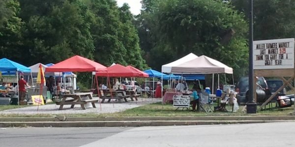 panoramanow's tweet photo. Miller Beach Farmer’s Market announces changes in 2018 #urbanfarming #urbanFarmer #NWIFoodie #RegionFoodie #FoodMeetsFun #FarmersMarket #FarmtoPlate #LocallySourced #MyIndiana #MillerSpotlight #MillerBeach @MillerBeachArts @Miller_Beach https://t.co/UGELw3Yxch https://t.co/4YFtCAIXWP