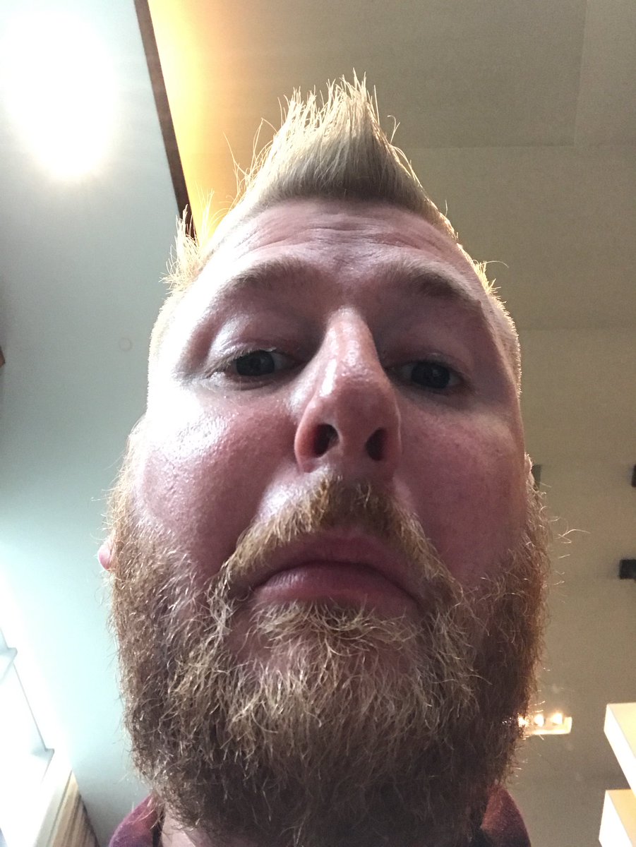 rapsONrapsOFF's tweet photo. Learning how to take good food photos at #LDPRGetsSocial. My style is to include the reverse angle. Gives the viewer a beautiful behind-the-scenes perspective. @LDPR @ThinPigMedia @thedominicknyc https://t.co/DNIPU9mnCI
