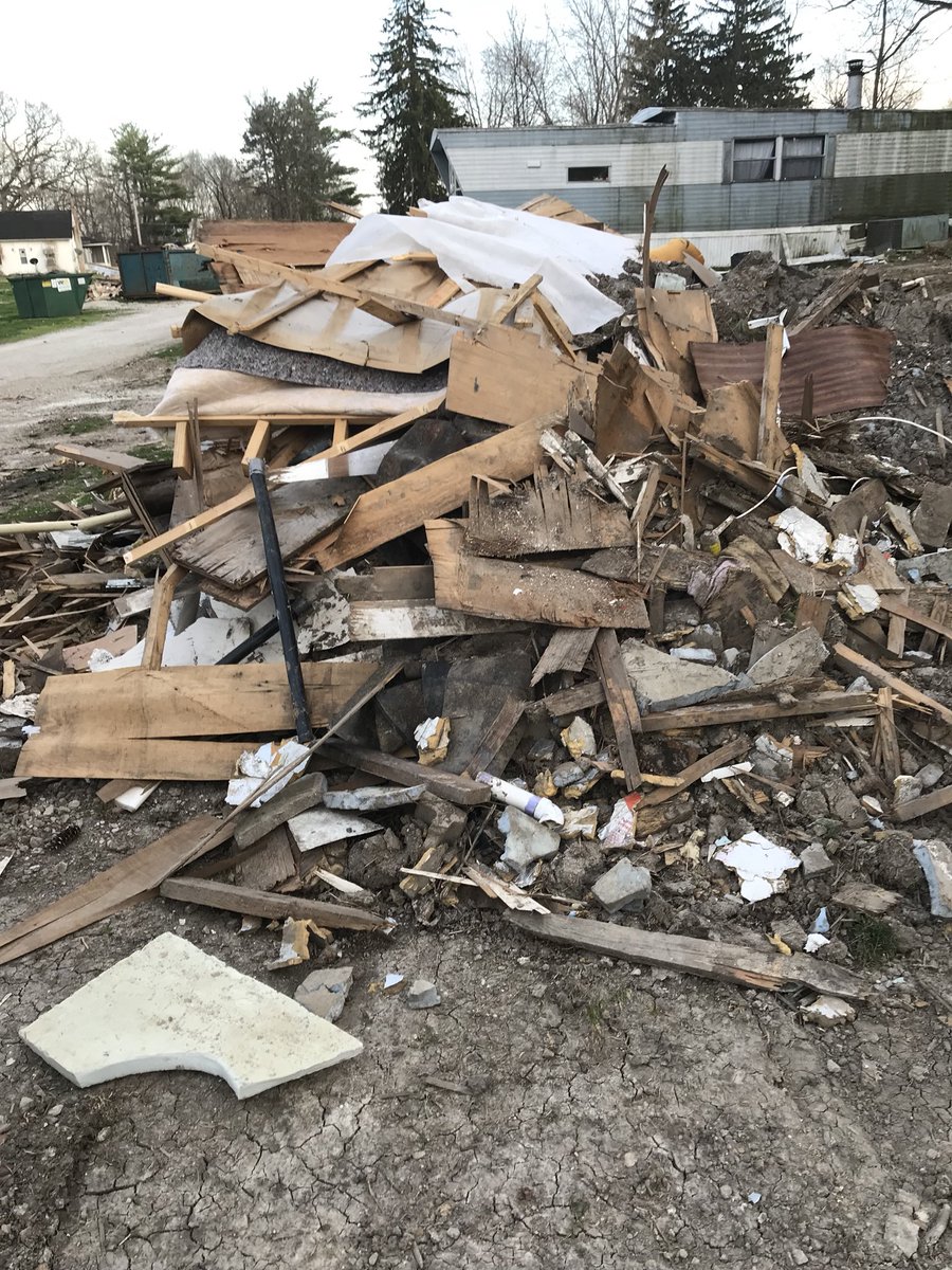 ProEdgePropServ's tweet image. Mobile home demolition clean up. #colchester #macomb #junkremoval #demolition #cleanout
