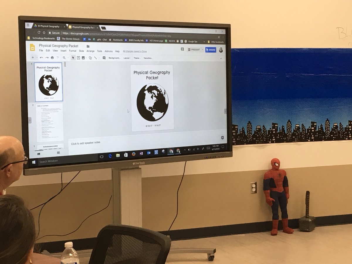 EdTechJennifer's tweet photo. @BH_InstTech #DemoSlam on Day 2 of #GLPJ. #BHTeachersRock https://t.co/L1E1Aw8dlC