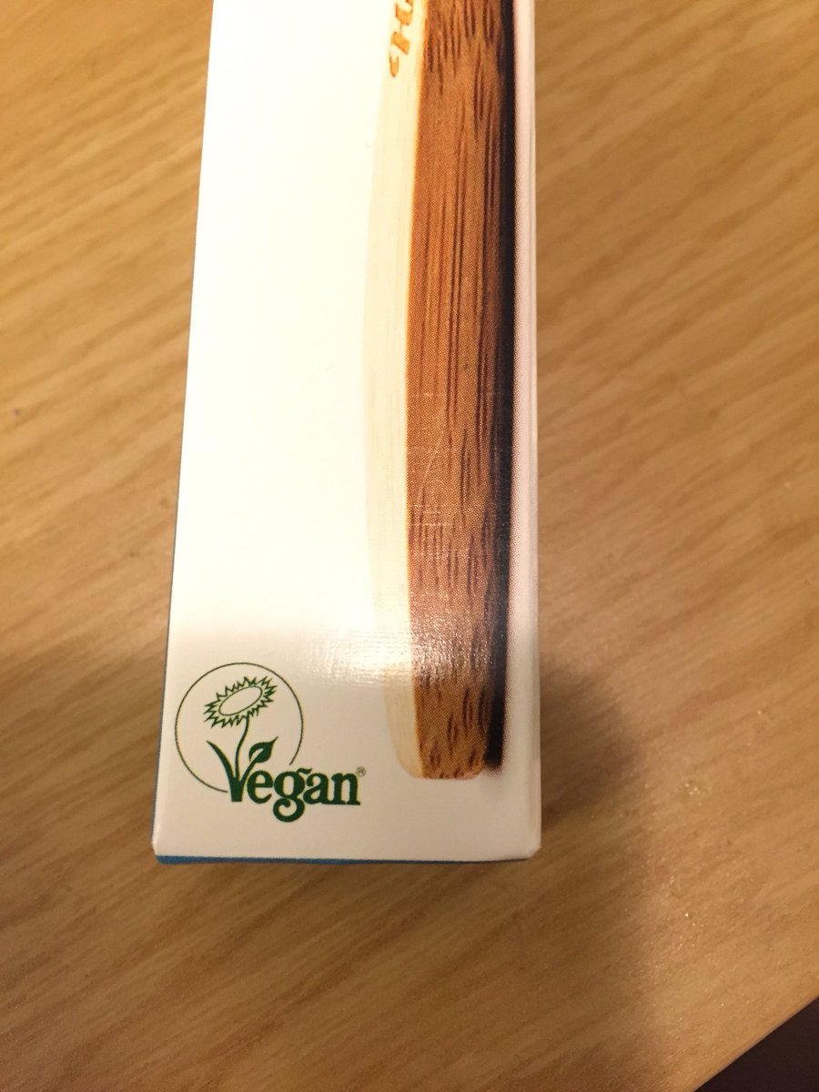 missingout26's tweet photo. For this #WaveOfChangeWednesday I’ve done something as simple as change my toothbrush. Bought this bamboo brush from The Humble Co. The box is recyclable and the wrapper inside is made from plants and is compostable👌🏾. #GoHumble #humblebrush @StartTheWave @DominiqueP_C https://t.co/GXVDmdt5HA