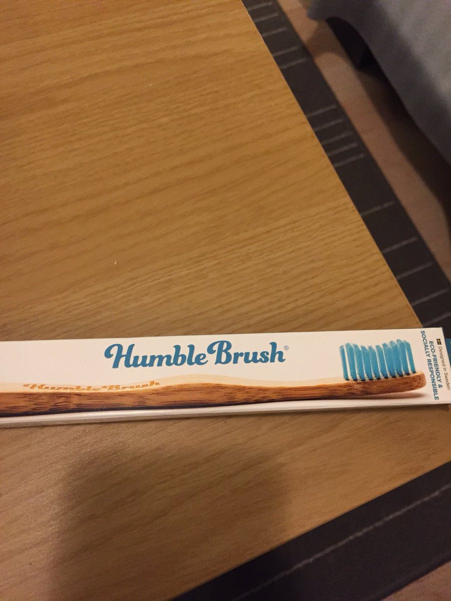 missingout26's tweet photo. For this #WaveOfChangeWednesday I’ve done something as simple as change my toothbrush. Bought this bamboo brush from The Humble Co. The box is recyclable and the wrapper inside is made from plants and is compostable👌🏾. #GoHumble #humblebrush @StartTheWave @DominiqueP_C https://t.co/GXVDmdt5HA