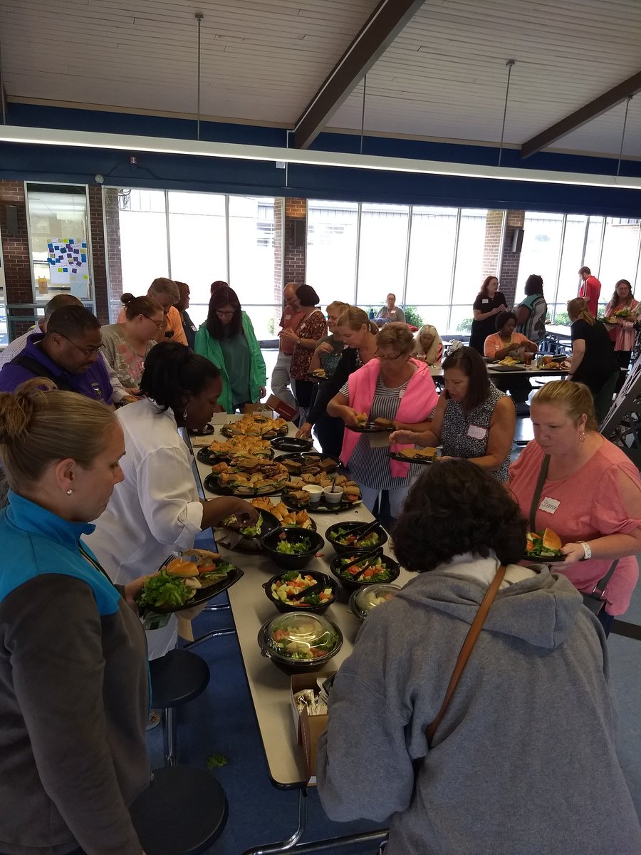 samandjt's tweet image. Thanks @EdcampUSA @Flipgrid for lunch at #edcampCode