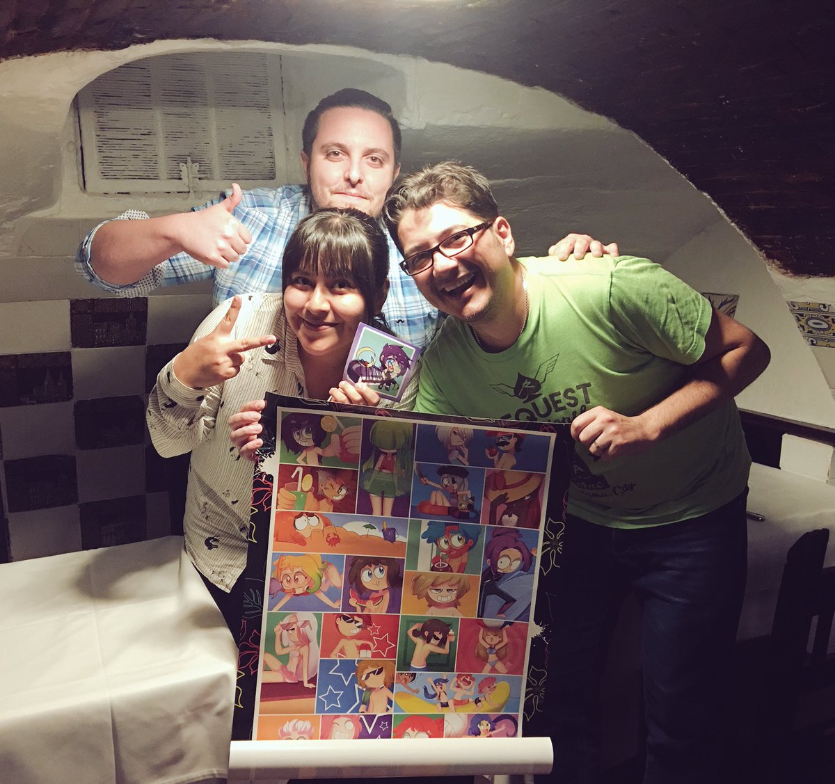 edd00chan's tweet photo. Un gran honor haber conocido a un grande!! @Chiguau, tengo que decir que es un malo bueno😂👌!! esperamos verlos pronto de nuevo!! @MrDsaster y yo! https://t.co/AHCy7dUrOo