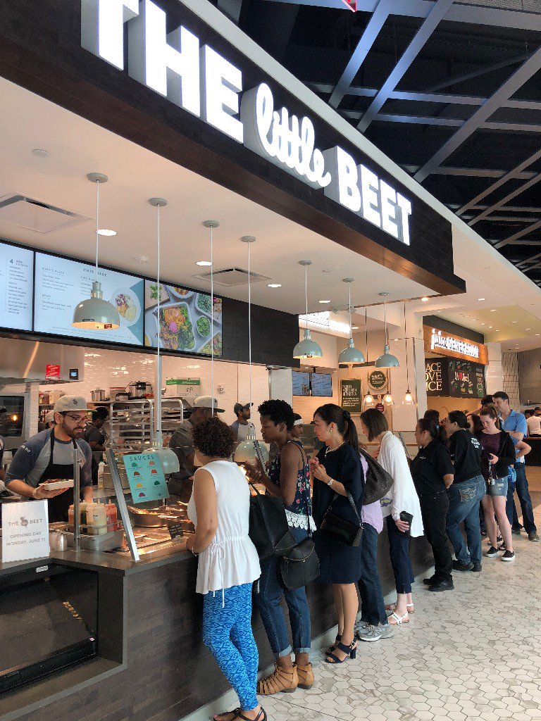 Hey Westchester! This Saturday, we're celebrating the grand opening of our NEW location. We'll have a special food demo by our very own, Chef Gabe Kennedy. First 25 guests who RSVP &amp; show up will receive special goodies from us &amp; our partners at the mall! bit.ly/LBWestchester