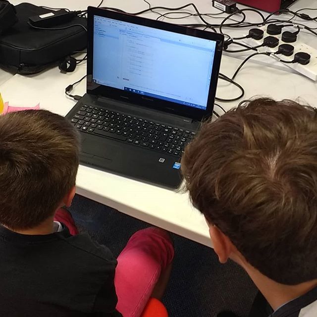 TechResortElves's tweet photo. Working on Unity 2D games this evening at our Wednesday Workshop. ------------------------------------ #techresorteb #techresort #unity #gamesdev #gaming #gamesdevelopment #coding #making #eastbourne https://t.co/BUtXXEx9YX