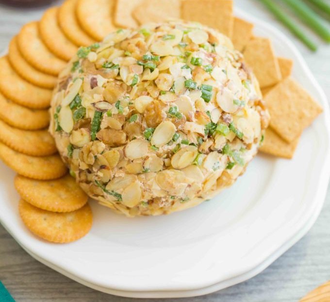WilsonProduce's tweet photo. Spicy Cheese Ball is loaded with cream cheese, spices, #jalapeños, shredded cheeses &amp; fresh veggies! @mykitchencraze  https://t.co/EXfJITmGn7 https://t.co/xm7IE1X0W2