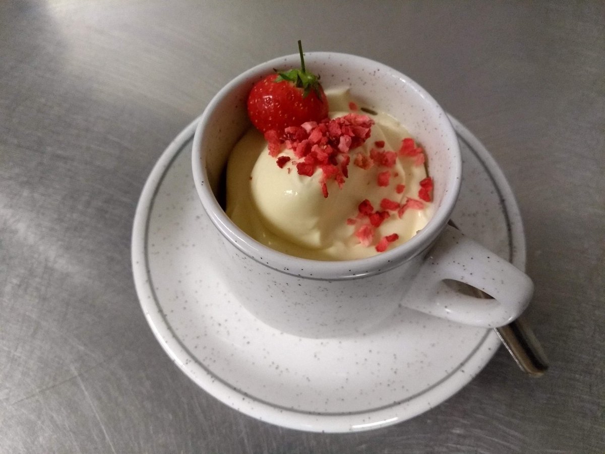 ChristChurchHG1's tweet photo. Our Link Lunch diners enjoyed roast pork and trifle today. All prepared by our dedicated team of #volunteers. A big thank you to all involved. #Fellowship @ChristChurchHG1 #Harrogate https://t.co/gNnq6Optfn