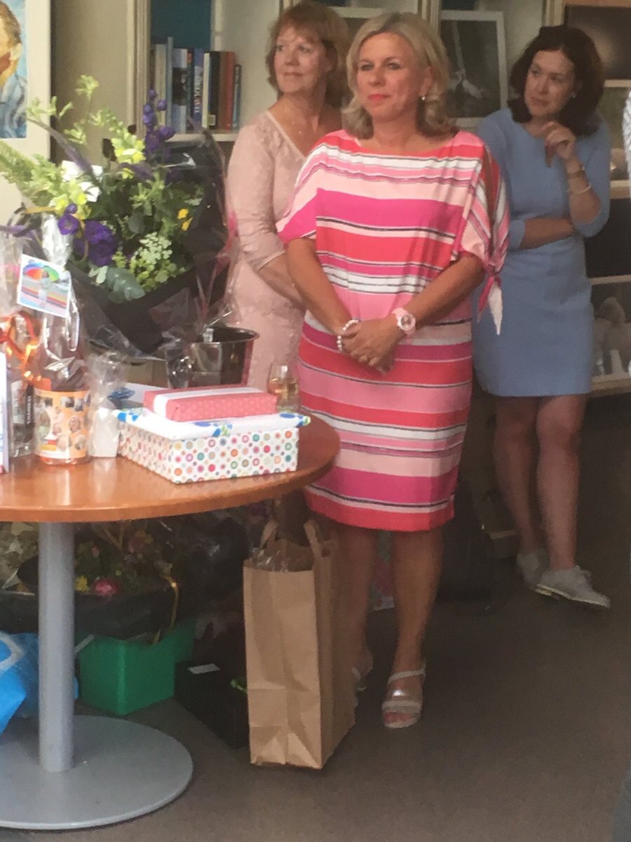 Vanavond de afscheidsreceptie van wethouder <a href="/karinlambrechts/">Karin Lambrechts, sr. adviseur VNG</a>. Afscheid van een betrokken en kleurrijk wethouder. Veel dank, Karin!