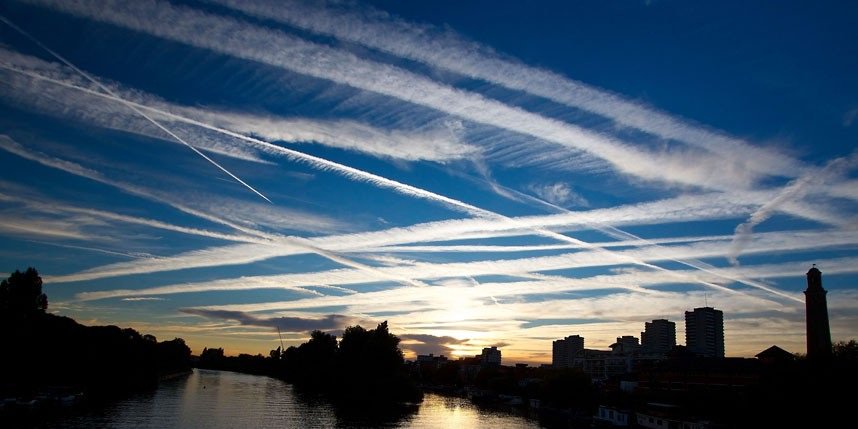 TammyJParadis's tweet photo. @rosemcgowan You mean these skies?? #IMissMyBlueSkies
#Climate_Engineering
#Geo_engineering
#Weather_Modification
#DrDavidKeith
#KenCaldeira
#AlanRobock https://t.co/EE2k9DqqNK