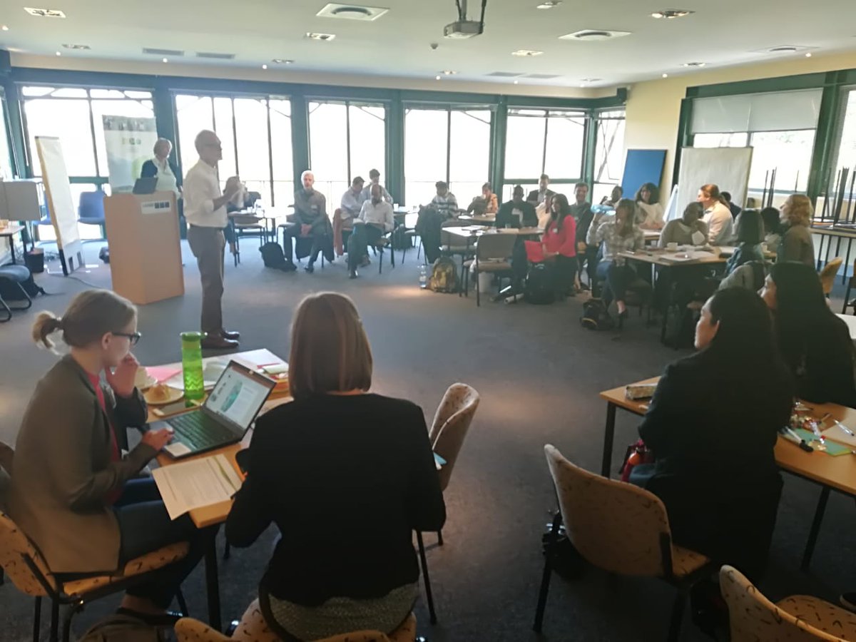 EcuadorMAE's tweet photo. En Cape Town - Sudáfrica, compartimos los avances en la implementación de medidas de Adaptación al cambio climático Basadas en Ecosistemas (AbE) para analizar posibles nuevas estrategias y metodologías que posibiliten incluir este enfoque en los procesos de planificación. https://t.co/58PfQuhljP