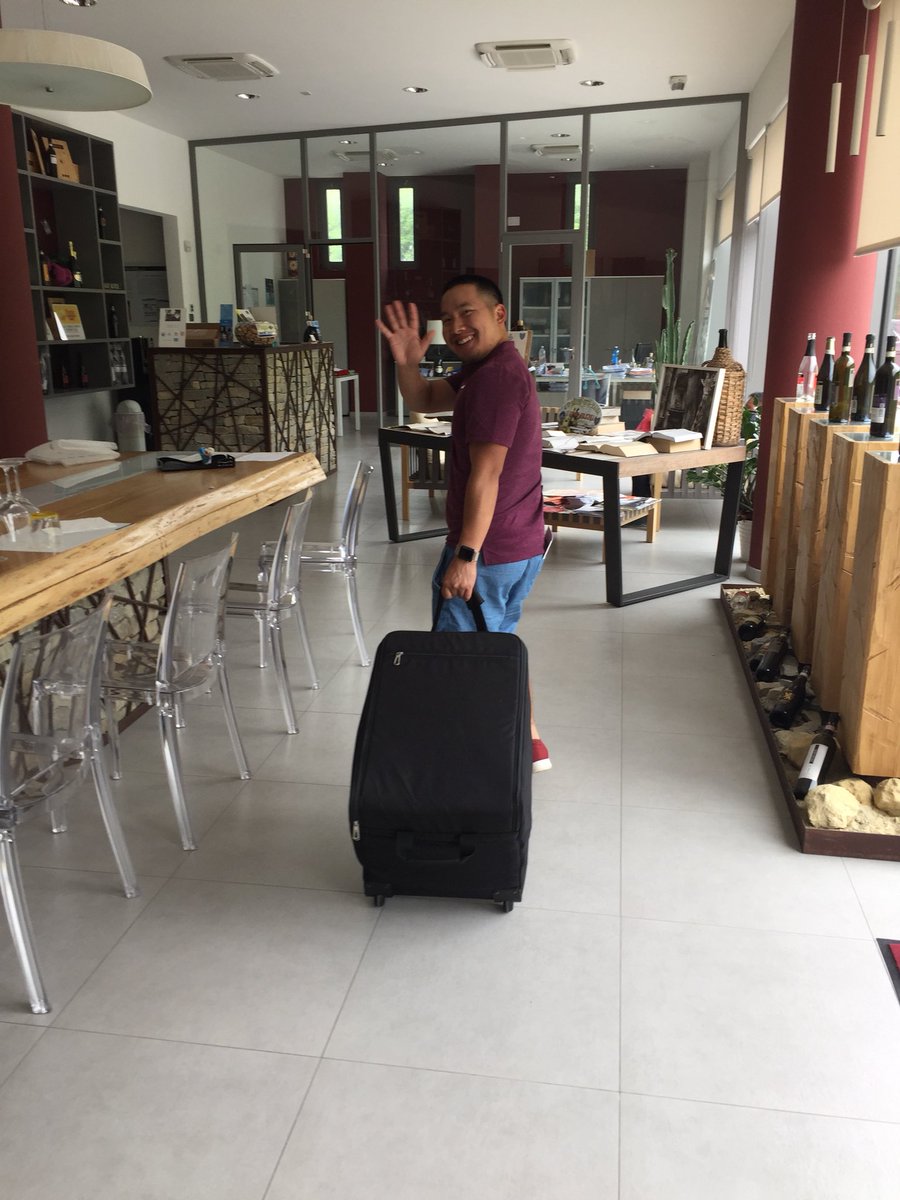 DemarieWines's tweet photo. Happy to fill his new #WineCheck luggage with #Roero #Langhe #wines. Find it at #Demarie @Lazenne_ https://t.co/rP5xSTSJLn