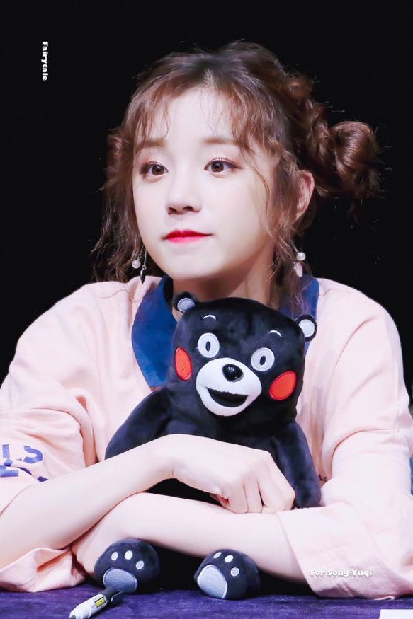 `| She’s cute.

Don’t you think so?