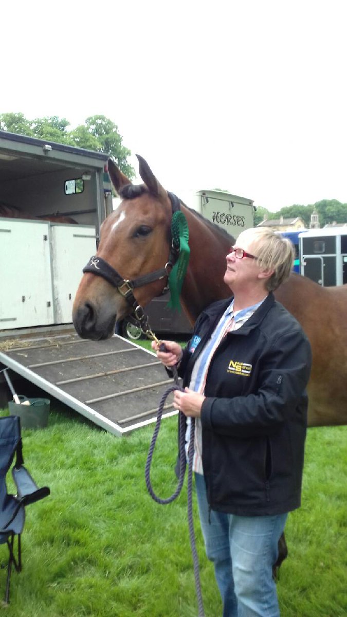 BETA_Int's tweet image. Very well done to @BETA_Int organiser Claire Thomas whose gorgeous boy Swithin's Law came 4th in the 3 Year Old Young Event Horse class @BramhamPark  #EBHT
#InTheRibbons