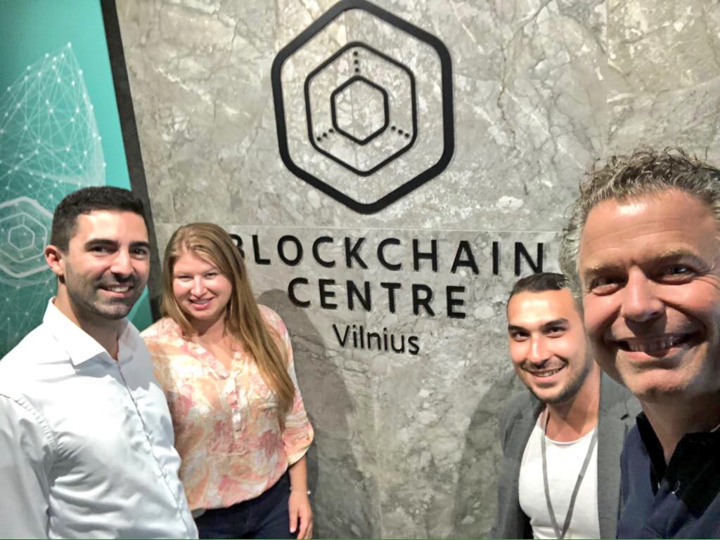 LenaBoedeker's tweet photo. It's amazing to meet so many experts and ecosystem builders here @softlanding_eu &amp; @eu_lighthouse @BCGatewayEurope @CDerinbogaz #Vilnius #VilniusBlockchainWeek #SoftLandingEU https://t.co/qZaQc8MeXM