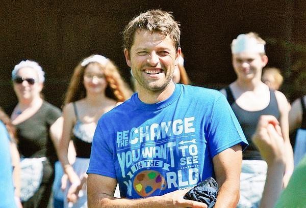 casdeanie's tweet photo. @TeenChoiceFOX My #ChoiceChangeMaker is @mishacollins from #supernatural because he uses his platform to spread positivity and love always, he is beyond charitable, and I'm constantly blown away by his desire to do good & make a change to this world https://t.co/oD8nkzU4dY