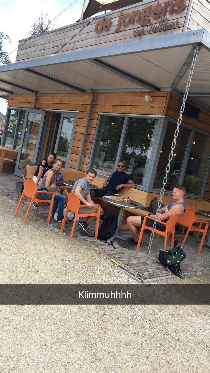 fitnesscorpus's tweet photo. Personeelsuitje Fitnesscentrum Corpus uit Dieverbrug # bij De jongens van Outdoor  in Appelscha # en daarna eten en drinken bij Eetcafé de Oudewillem aan de bosweg in Hoogersmilde# https://t.co/mFRGmTAjYG