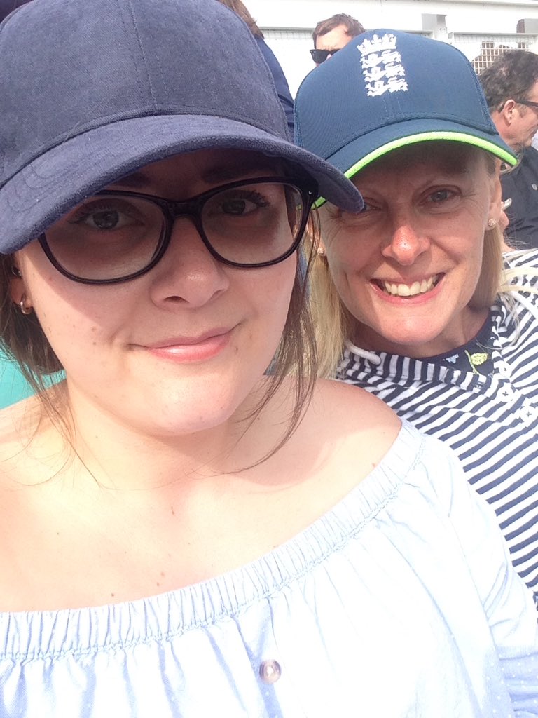 xCharrrx's tweet photo. Where has the sun gone??!! #ENGvAUS #comeonEngland https://t.co/h7d6KqhO7F
