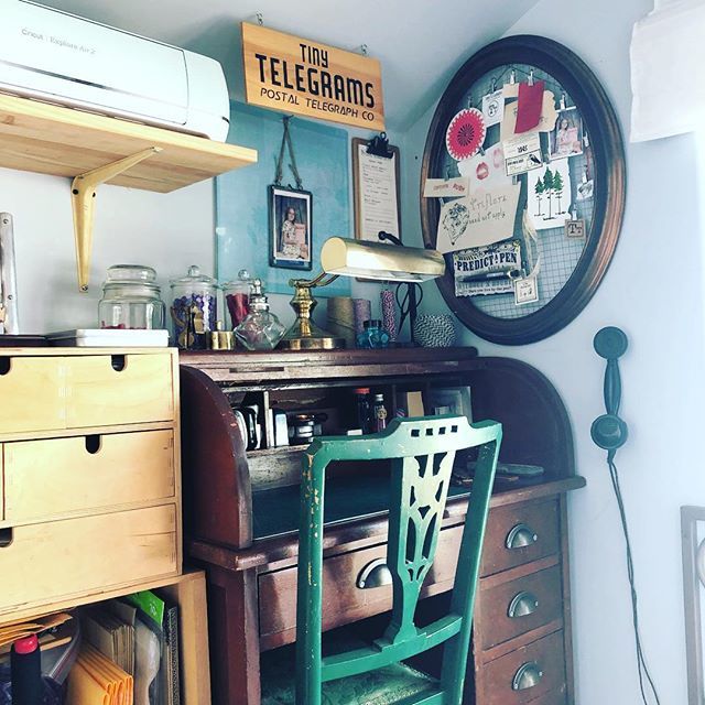 TinyTelegrams's tweet photo. Look at that organized chaos! Almost everything put back into place after the shoot! #organizedchaos #studiocleanup #stationerydesigner #tinydesign https://t.co/Vve42Q7z5U https://t.co/Yv9ZYHmPJS