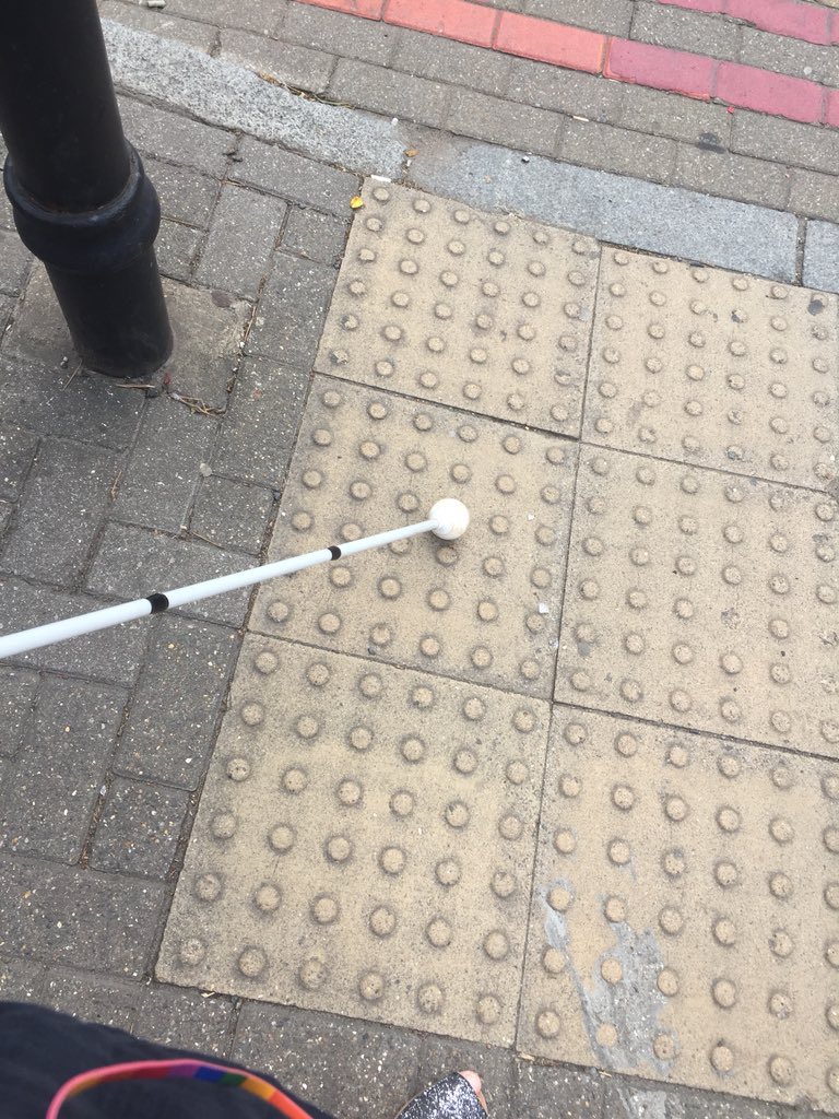 At uncontrolled crossings, meaning without lights or a box, there is just a simple rectangle or square of yellow bumpy blister paving.