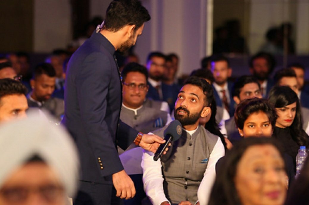 TeamAjinkya's tweet photo. [PICS]: @ajinkyarahane88 With Wifey Radhika At #BCCIAwards Yesterday! 😍 https://t.co/lkqYsDWNhb