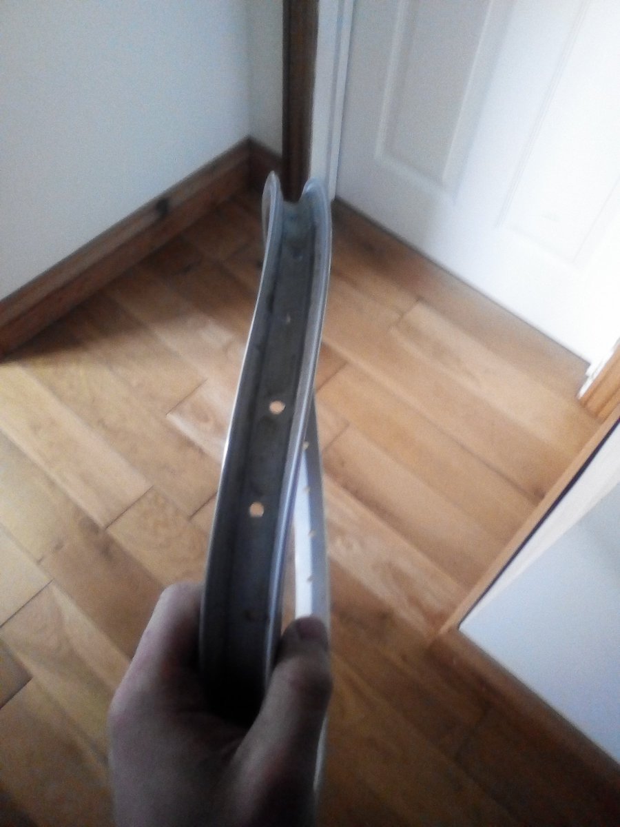 1 16" 349 rim. Only done a few hundred metres from new. One careful owner 😂<a href="/DresselRacing/">Dressel Racing</a> <a href="/TeamBirdGP/">Team Bird Racing</a> <a href="/SgaRusko/">SGA Racing</a> <a href="/Stealth_Racing/">Nathaniel Olson</a> <a href="/SahalAutomotive/">Sahal</a>