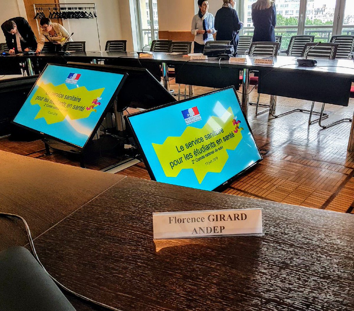 Andep_asso's tweet photo. L'#ANdEP est aujourd'hui au @MinSoliSante pour parler du #ServiceSanitaire. Constats : des avancées dans les régions et les académies, mais il reste beaucoup de travail, d'après @Florence1Girard https://t.co/5kXUnpclCg