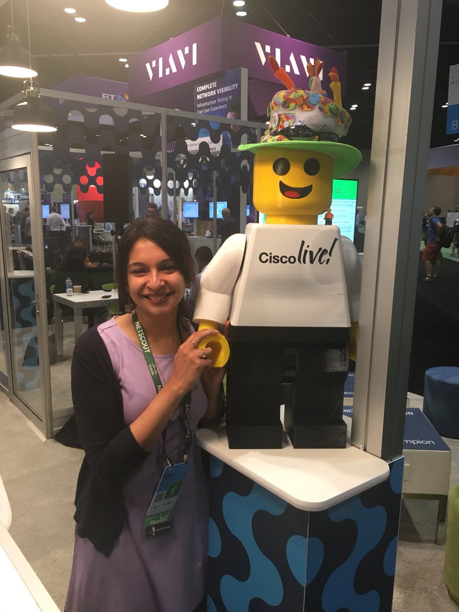 tsonal's tweet photo. Thanx @NotSoMiniFig for spending your day with us @CiscoPodcastDomain. Thrilled you’re here! #CiscoChampion #CLUS @Robb_404 https://t.co/SYYNKSzIeE