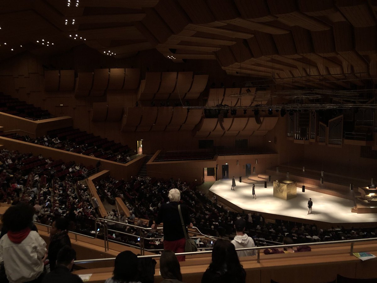 saminmuc's tweet photo. »Faust-Symphonie für Orgel & Tanz nach Franz Liszt« u.a. mit Tänzern des Gärtnerplatztheaters in der Philharmonie im Gasteig #GPTtanz #faust4all https://t.co/dA39361ivq