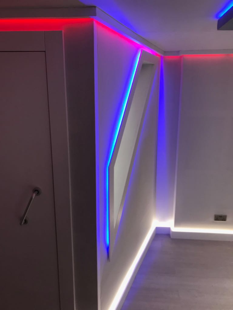 Urbanstudiosde1's tweet photo. Last project #jayweathers #musicproducer #londonmusicstudios #urbanstudiosdesign https://t.co/JFuMPbOfYw