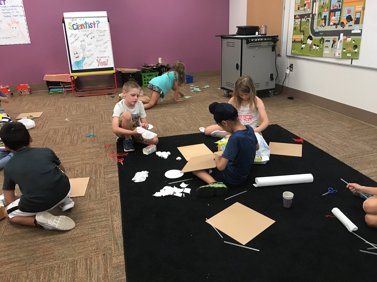 Mrs_Hoglund's tweet photo. Learning fire safety and tapping into our engineering sides to design and build a flying machine. #ellisonrocks #oggrizzles #sjsdproud #rosierevere #engineer https://t.co/vTdoHeLFbM