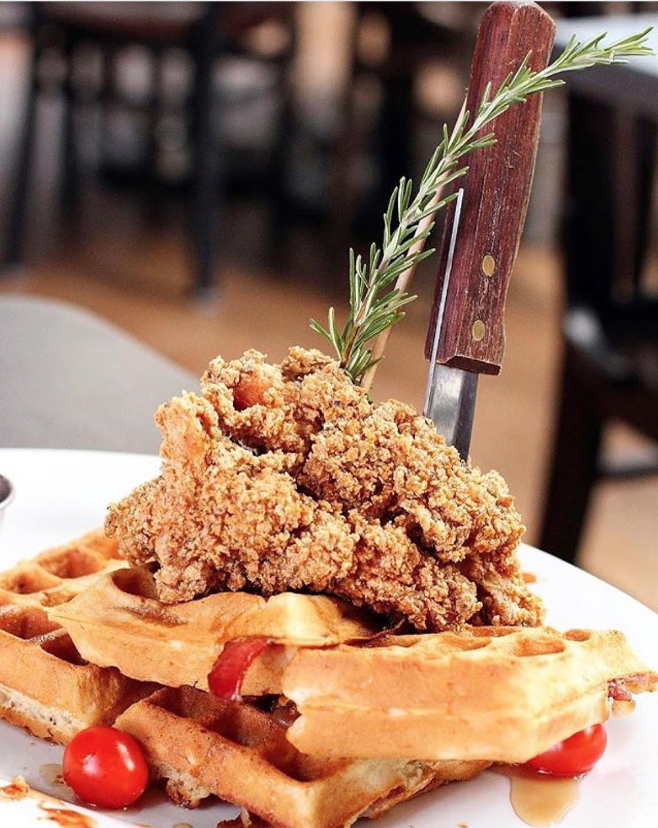 HashHouseChi's tweet image. Iconic.
📷: @chicagofoodiegirl
#WednesdayWisdom #Chickenandwaffles #hashhouseagogo