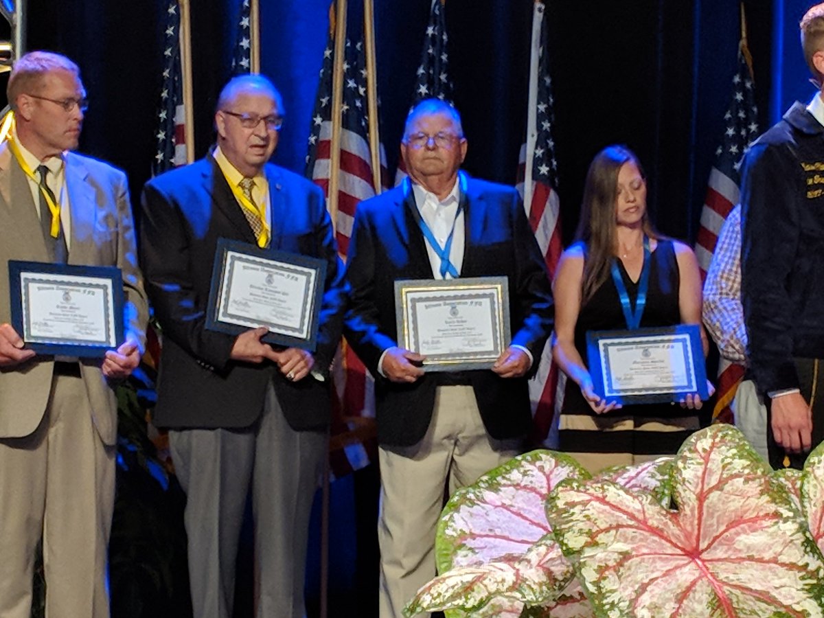 TeachAgBiz's tweet photo. Congratulations to Larry Riden for receiving his Honorary Illinois FFA State Degree. We appreciate your support! #WPAgEd #wphsproud https://t.co/Wb0wKdUTnB
