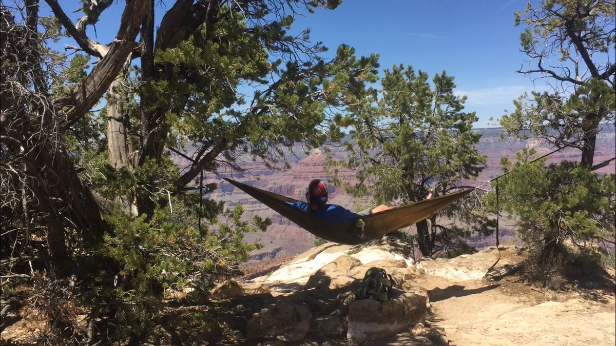 mac_cheeves's tweet photo. #wellrested & #recharged post #rimtorim of the GC!
#hillbillyviking #hammock #NirvanaPool #vegasbaby @TerritoryRunCo @ENOHammocks @chacousa @GrandCanyonNPS @HardRockHotelLV #southrim #phantomranch #northrim https://t.co/keSutefdR9