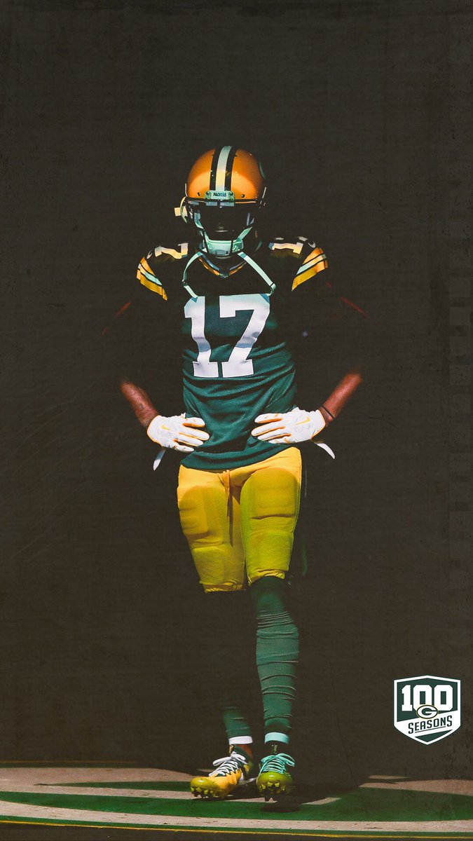 Featured image of post Davante Adams Wallpaper Hd Adams received an 18 million signing bonus which is the only guarantee on the contract