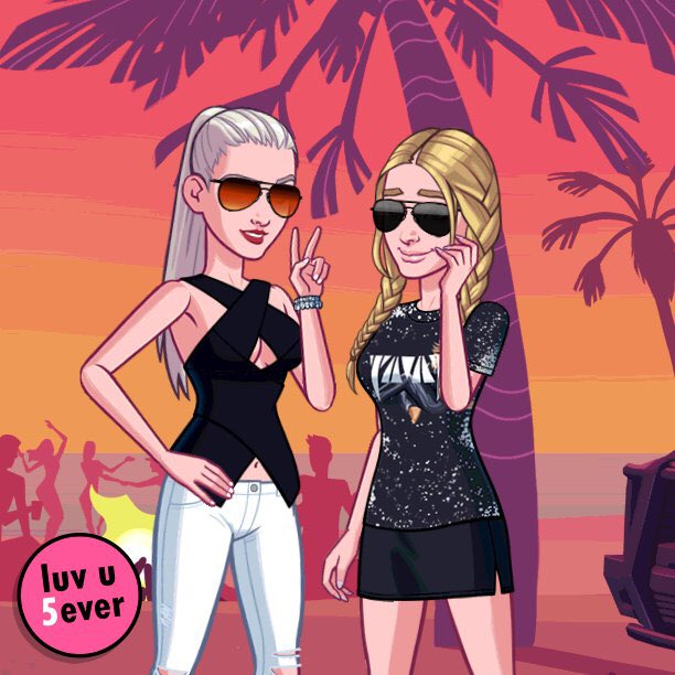 Check out Kendall and Kylie! #kkgame itunes.apple.com/app/id10323813…