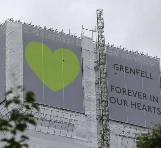 skwawkbox's tweet image. In memory of Grenfell skwawkbox.org/2018/06/14/in-…