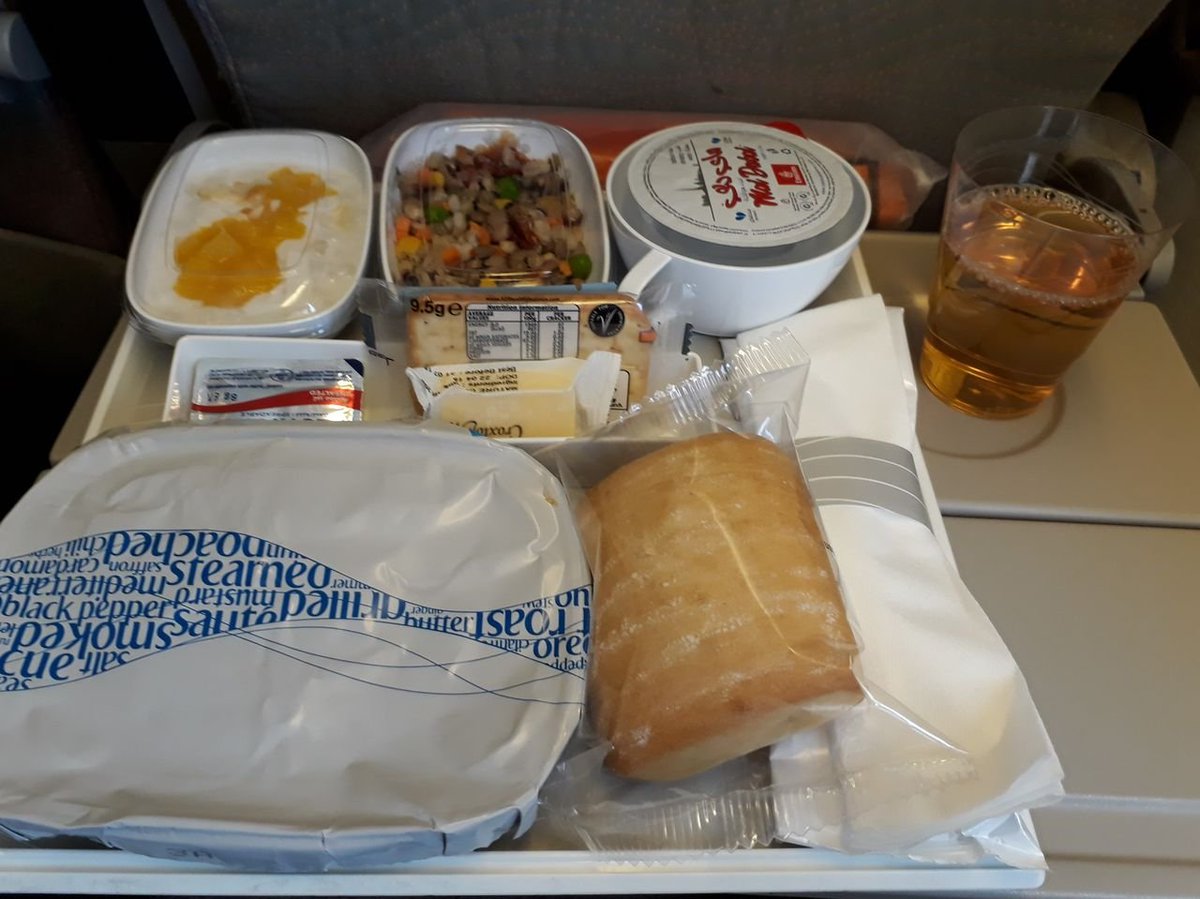 Flight Report Auf Twitter Airline Review Emirates Economy Class From Dubai To Bangkok On The 777 300er A Pleasant Experience Good Ife And Seat In Spite Of A Disappointing Meal T Co Y5f9ijmoyt Avgeek Travel
