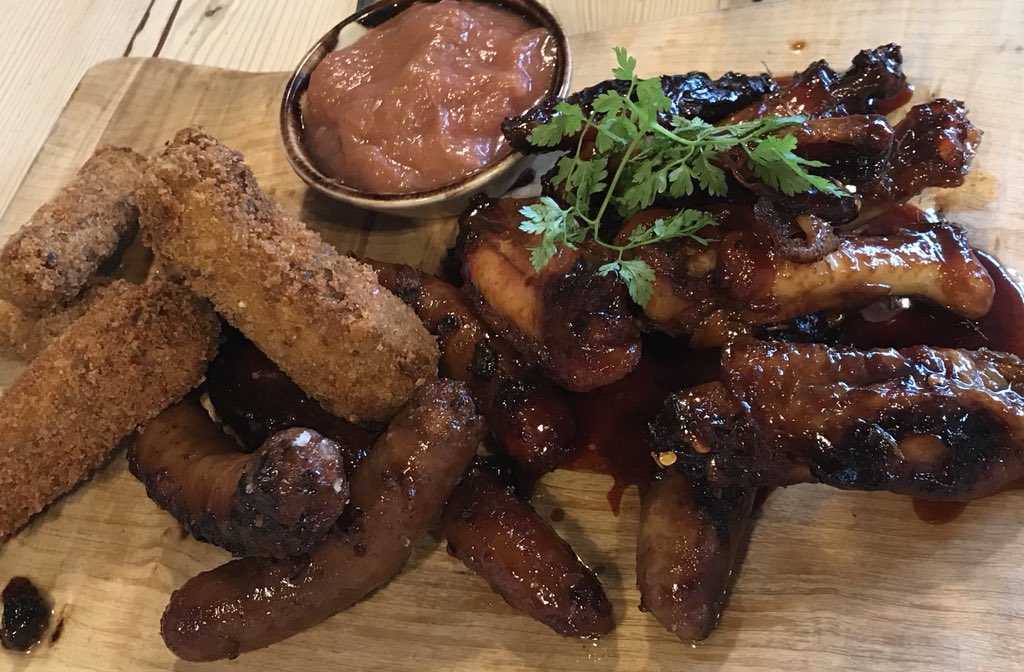 Peter <a href="/pipersfarm/">Pipers Farm</a> introducing ‘What’s the Beef with Eating Meat’ <a href="/RiverCottageBri/">River Cottage Kitchens</a> for <a href="/Bristolconnect/">Food Connections</a> followed by a serious tasting board...