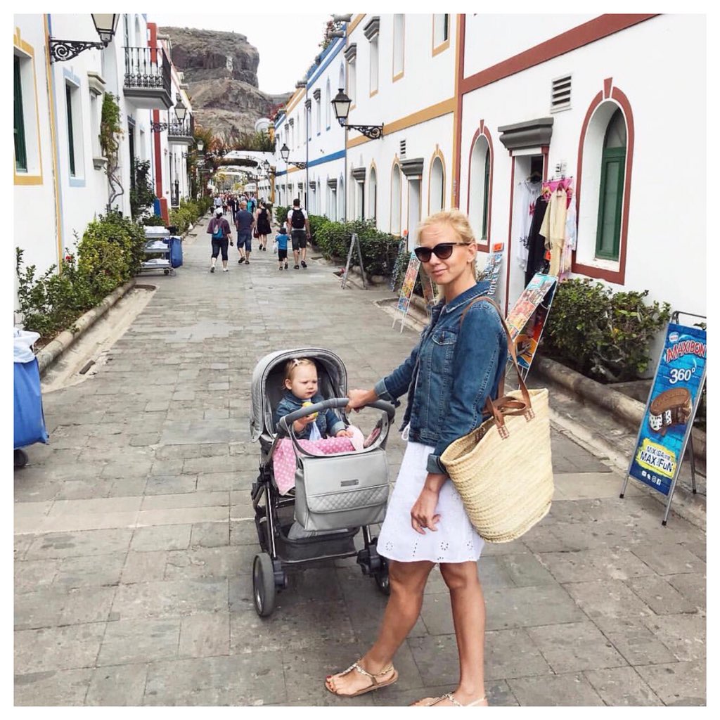 BebecarUK's tweet photo. Summer... ☀️🍦 (Instagram: mrs.audrina) https://t.co/CicQWEiTX0