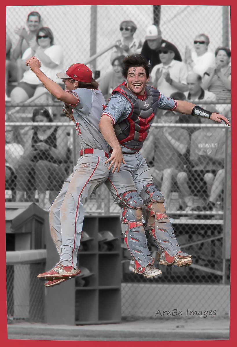 AreBe Images tweet media