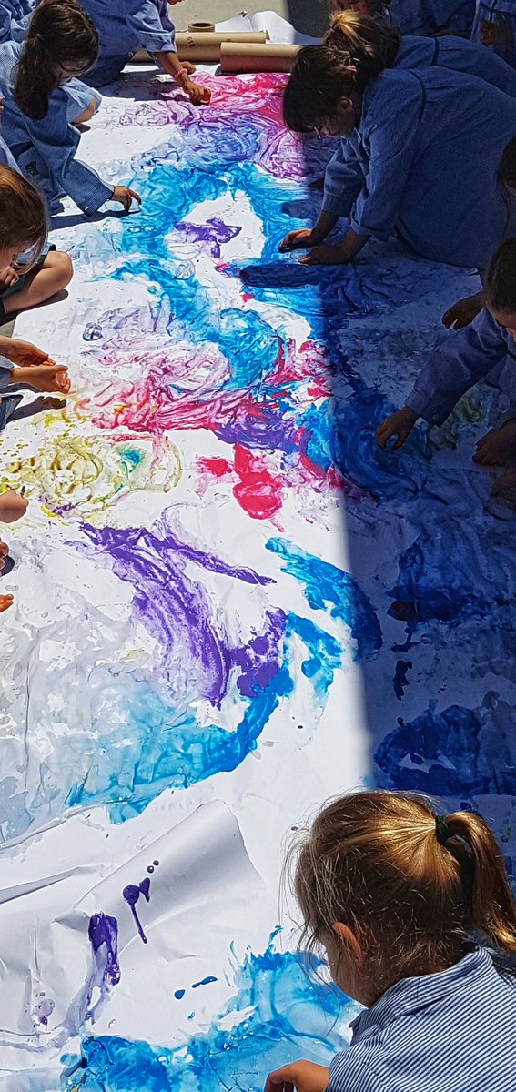 Penguin race <a href="/HBSTORREJON/">Humanitas Torrejón</a> #penguintheme #4yrs #workingtogether <a href="/TeacherSandraHB/">Teacher Sandra</a> <a href="/TeacherRociHBST/">TeacherRociHBST</a> @TeacherTaniaHBS