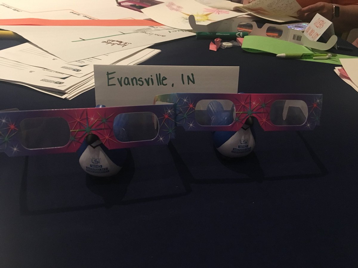 Our blue jays Complexity and Autonomy have learned so much about Forging a Vision! “Education has to change as the world and economy change!” #howwillyouuseyourvision #Buildingexpertise2018 @Learn_Sci @edgyeducation