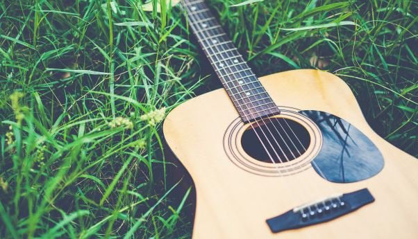 Life4muzic's tweet photo. The best music happens when you have a personal connection to it. That same philosophy can extend to the instrument you hold in your hands: if a guitar means something special, you're bound to do great things with it.
#life4muzic #guitar #love4guitar #connection https://t.co/w626IQBOqu