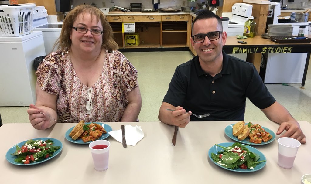 SuzanneBelcami1's tweet photo. One lab group in Ms. Belcamino’s Grade 12 Nutrition and Health Class at Churchill CVI prepare &amp; present their final exam of Pasta Chicken Arrabbiata, Strawberry Spinach Salad with homemade Garlic Bread.  Thank you Mr. Pilot for being the celebrity guest judge! https://t.co/A3AGhD7x0V